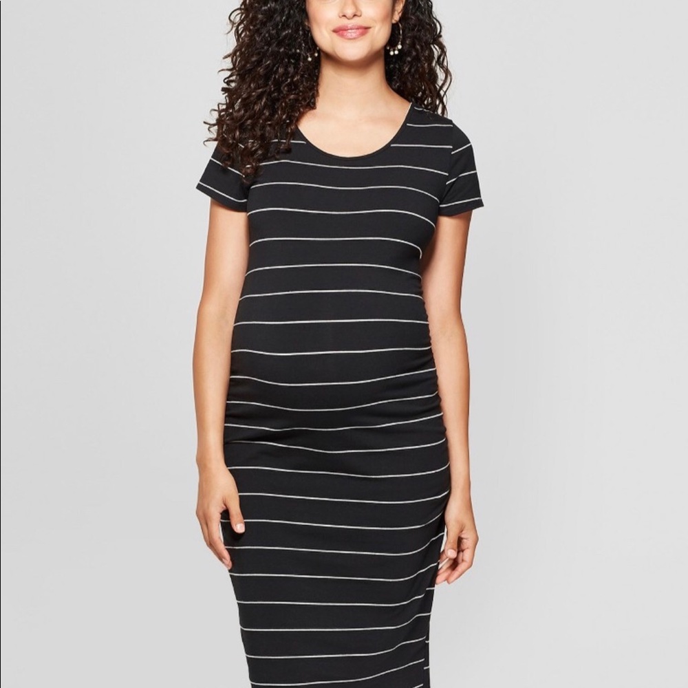 Ingrid and Isabel Black and white maternity dress